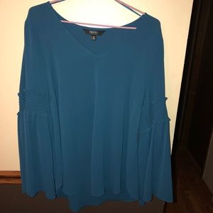 🎈SALE🎈🌟NWT🌟Isaac Mizrahi Blue blouse 👚